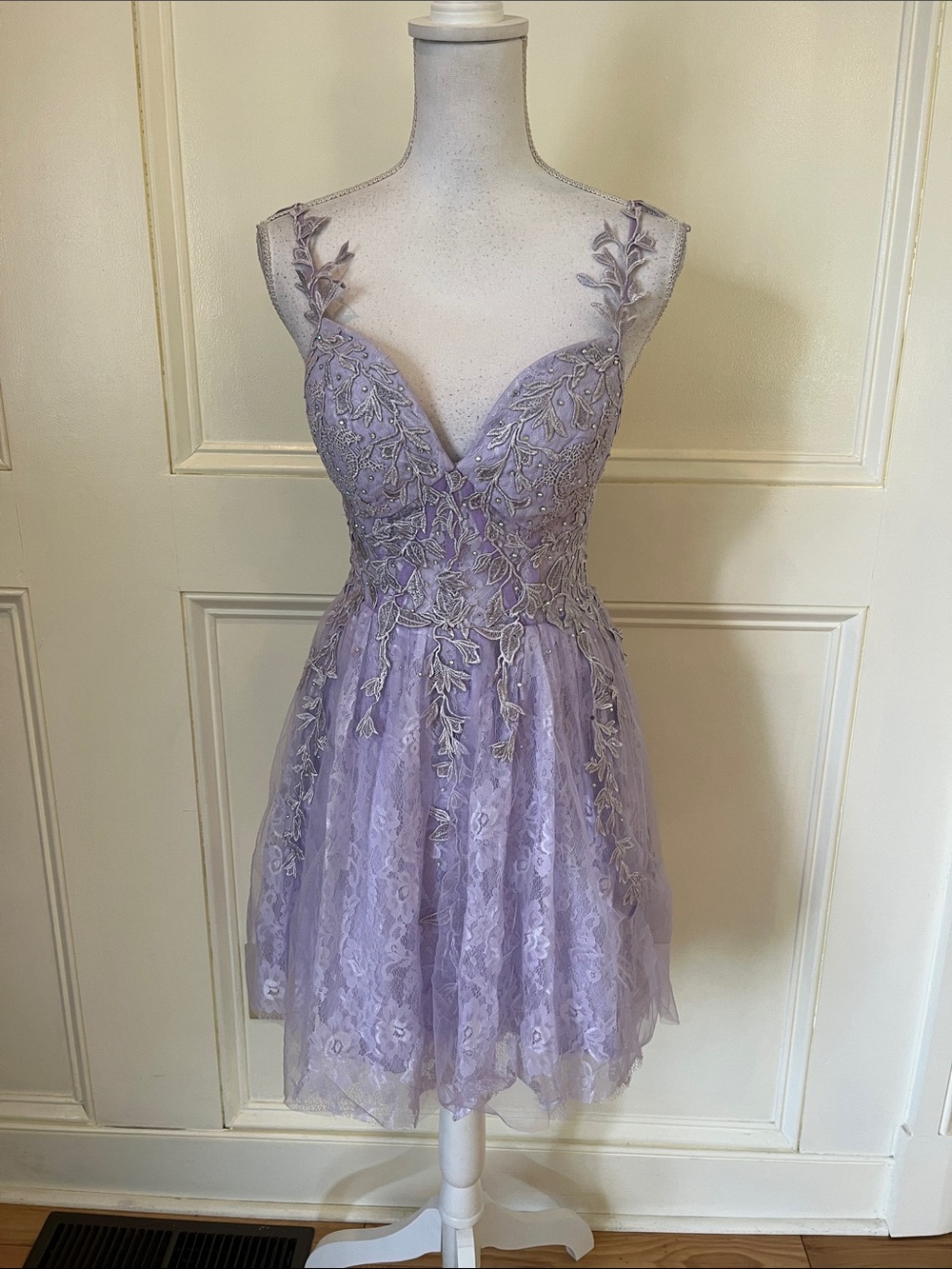 Lilac Embroidered Lace Prom Dress with Leaf Straps